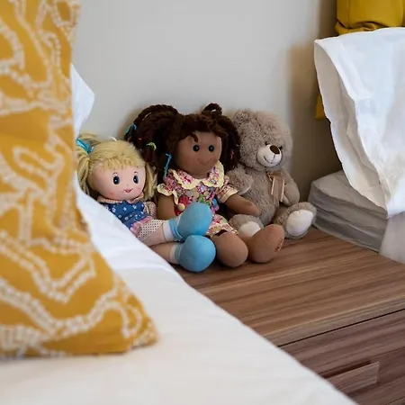 Levante Nel Colorato Porto Di Mare By Yohome