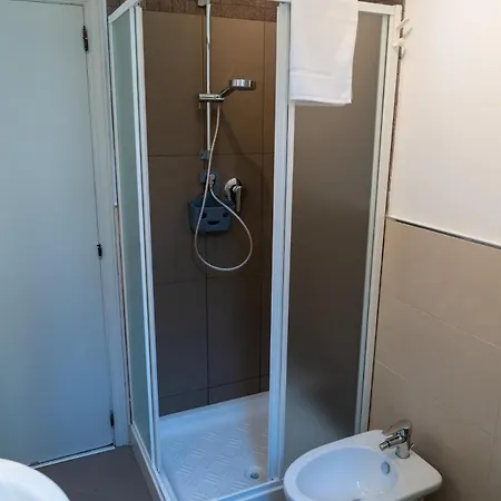 Levante Nel Colorato Porto Di Mare By Yohome 公寓 *