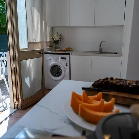 Levante Nel Colorato Porto Di Mare By Yohome Appartamento Pesaro