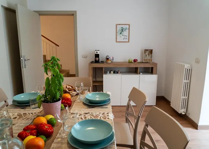 Levante Nel Colorato Porto Di Mare By Yohome Pesaro