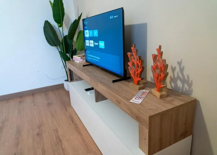 Levante Nel Colorato Porto Di Mare By Yohome * Pesaro