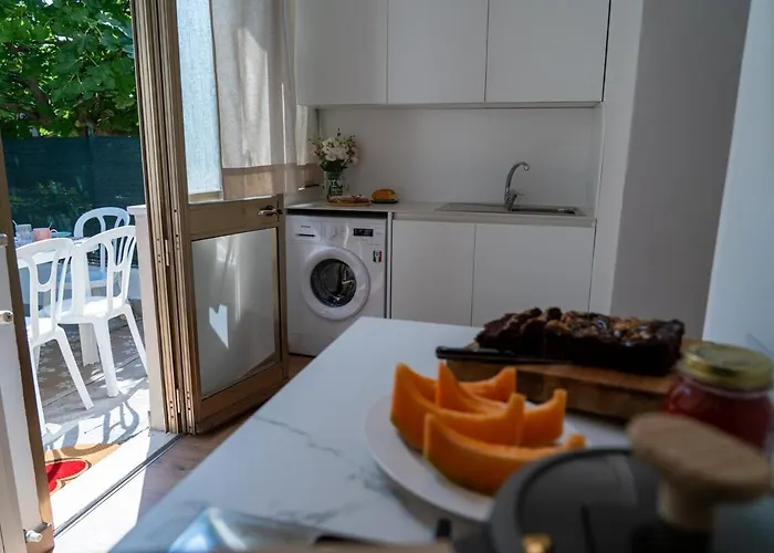 Levante Nel Colorato Porto Di Mare By Yohome Apartment Pesaro