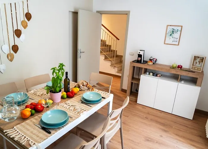 Levante Nel Colorato Porto Di Mare By Yohome Pesaro