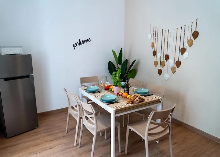 Levante Nel Colorato Porto Di Mare By Yohome Apartment *